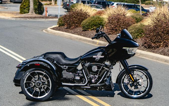 FLTRT 2026 Road Glide 3