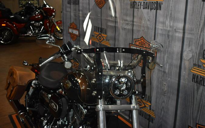 FXDC 2013 Super Glide® Custom