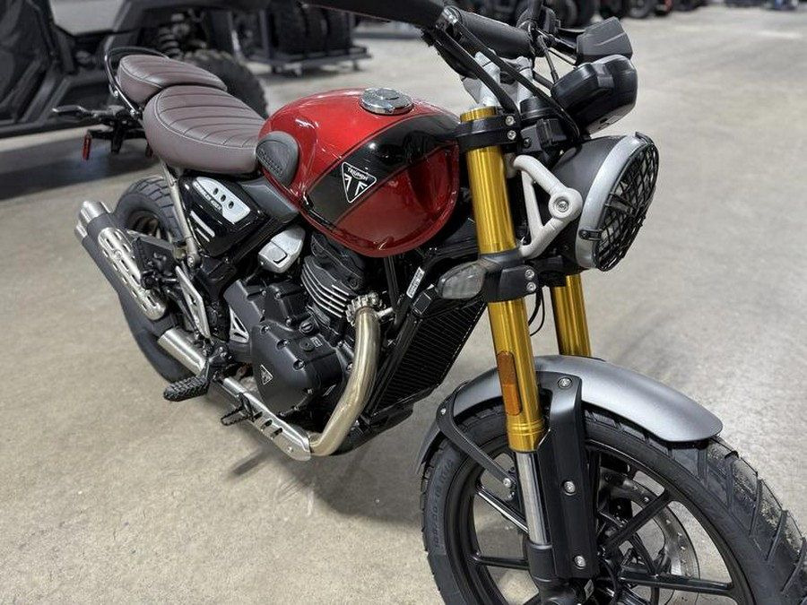 2025 Triumph Scrambler 400 X Carnival Red / Phantom Black
