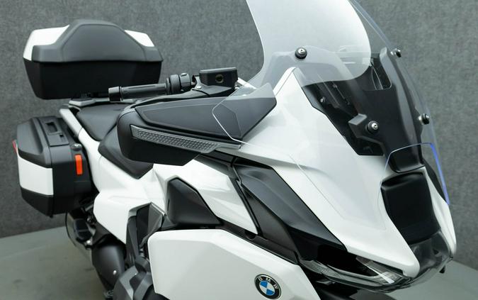 2026 BMW R1300RT