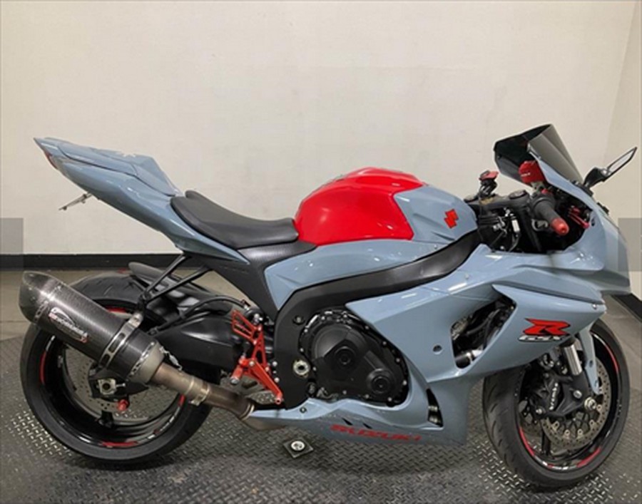 2016 Suzuki GSX-R1000