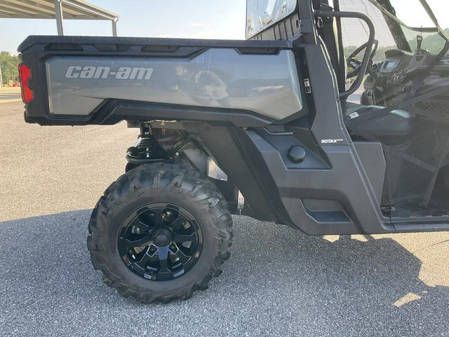 2023 Can-Am® Defender XT HD10