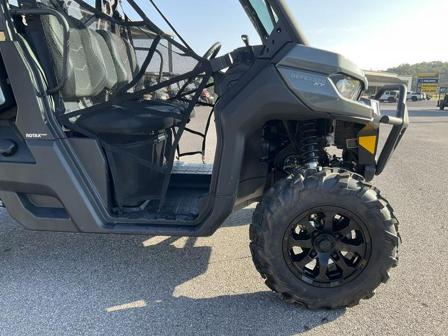 2023 Can-Am® Defender XT HD10