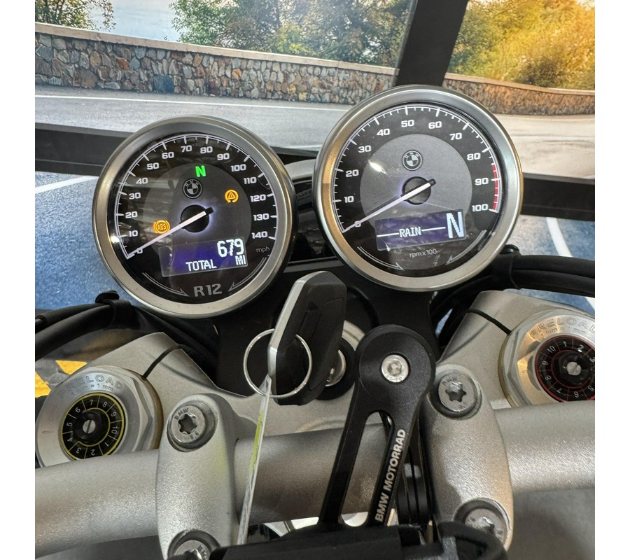 New 2025 BMW R 12 nineT