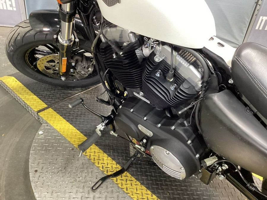 2016 Harley-Davidson® XL1200X - Sportster® Forty-Eight®