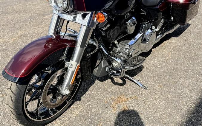 2022 Harley Davidson FLH