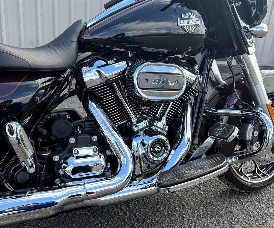 2022 Harley Davidson FLH