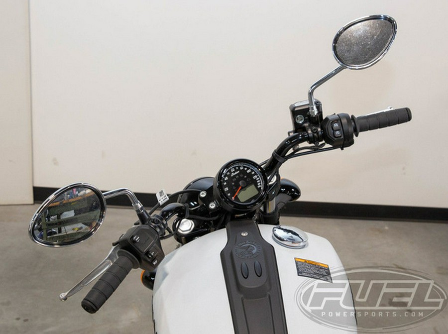 2025 Indian Scout Sixty Bobber Limited Ghost White Metallic S