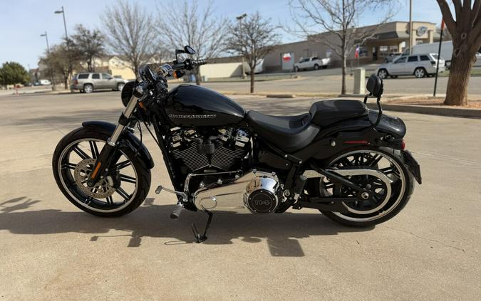 2020 Harley-Davidson® Breakout® 114 Vivid Black
