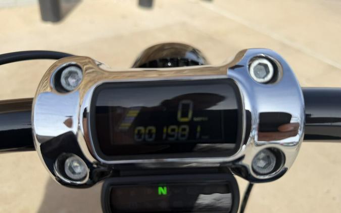 2020 Harley-Davidson® Breakout® 114 Vivid Black