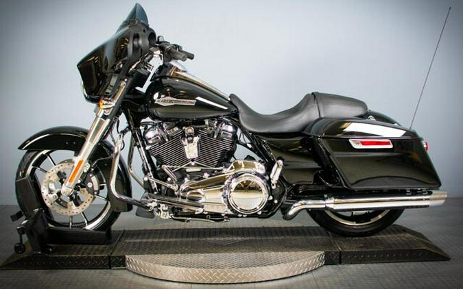 2023 Harley-Davidson Street Glide