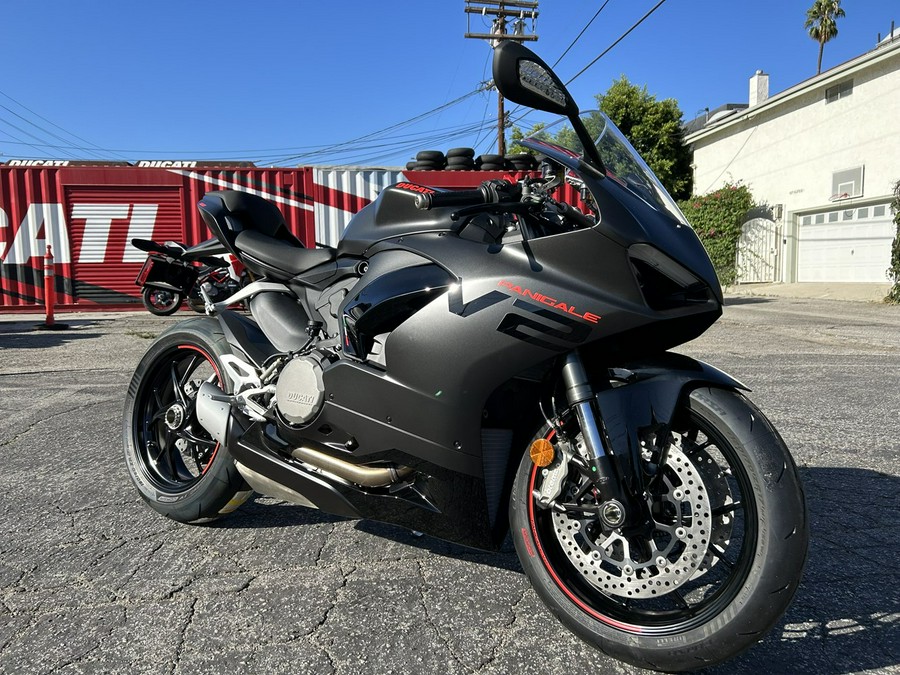 2024 Ducati Panigale V2 - Black on Black