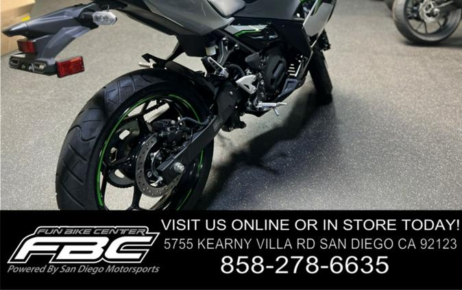 2024 Kawasaki Ninja® e-1 ABS