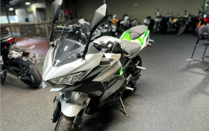 2024 Kawasaki Ninja® e-1 ABS