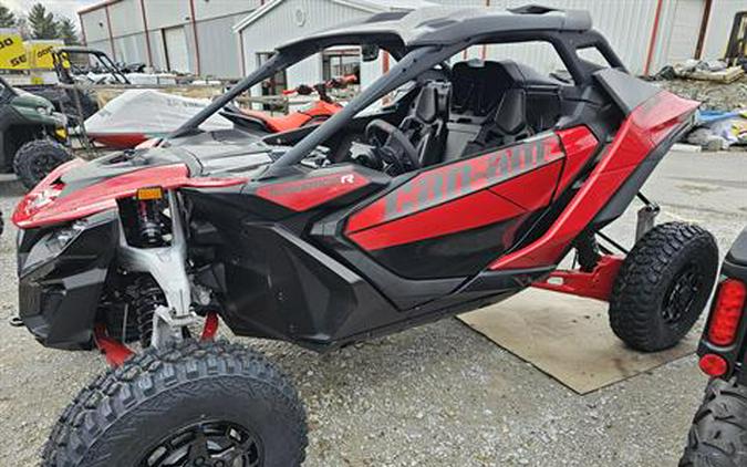 2024 Can-Am Maverick R X