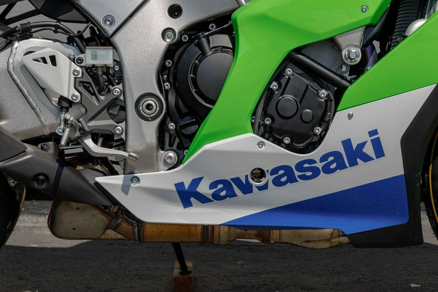 2024 Kawasaki Ninja® ZX™-10R 40th Anniversary Edition ABS