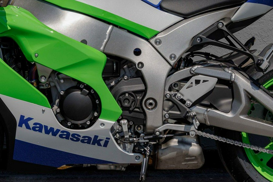 2024 Kawasaki Ninja® ZX™-10R 40th Anniversary Edition ABS