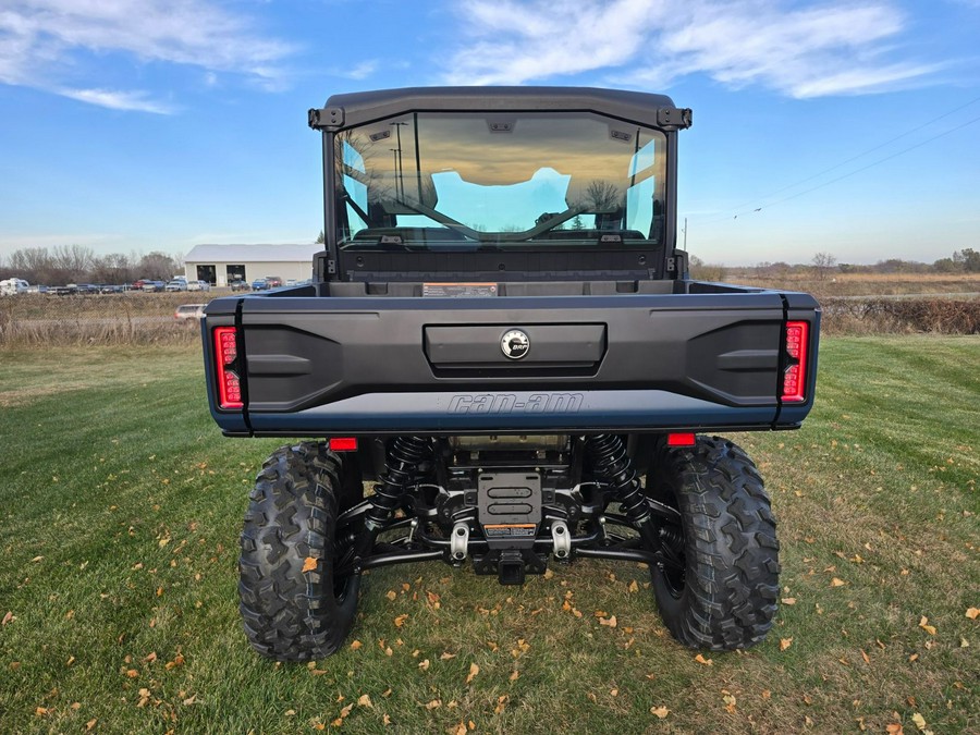 2026 Can-Am Defender XT CAB HD11