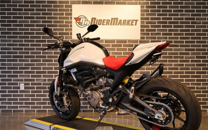 2025 Ducati Monster 937