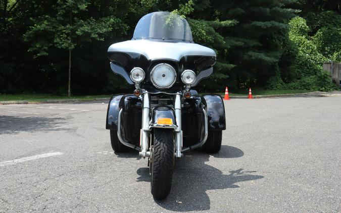 2013 Harley-Davidson Tri Glide Ultra Classic FLHTCUTG