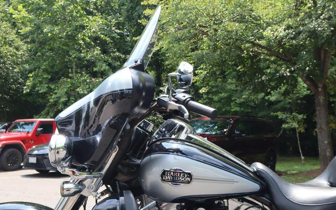 2013 Harley-Davidson Tri Glide Ultra Classic FLHTCUTG