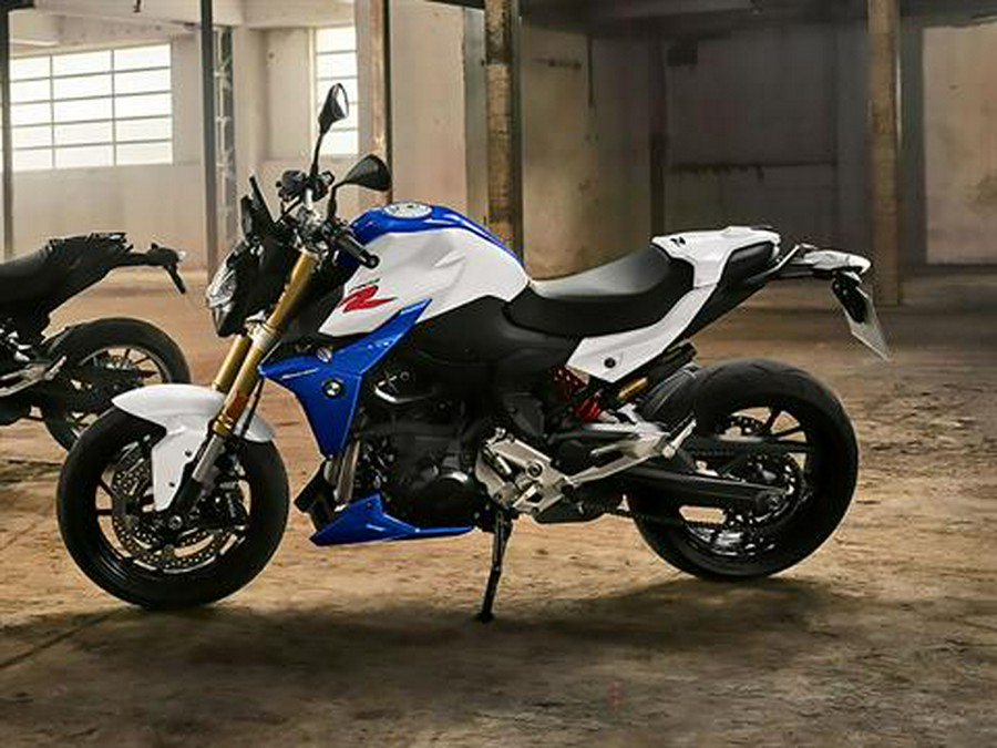 2023 BMW F 900 R