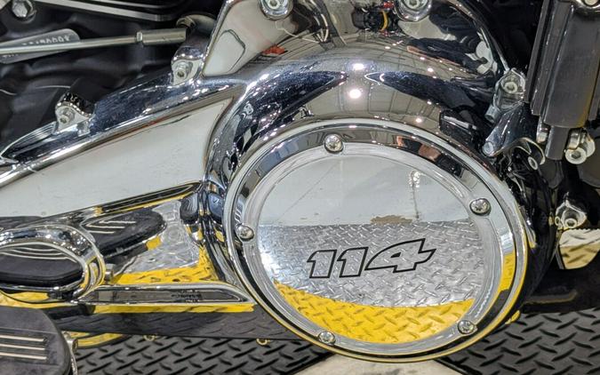 2023 Harley-Davidson® Road Glide® Special Vivid Black Trim Chrome