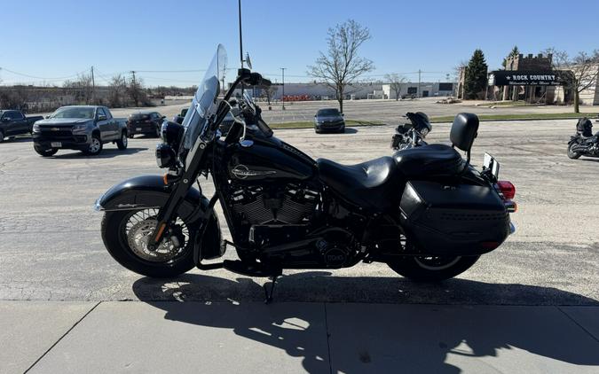 2020 Harley-Davidson Heritage Classic 114 Vivid Black