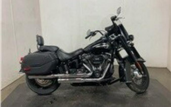 2020 Harley-Davidson Heritage Classic 114 Vivid Black