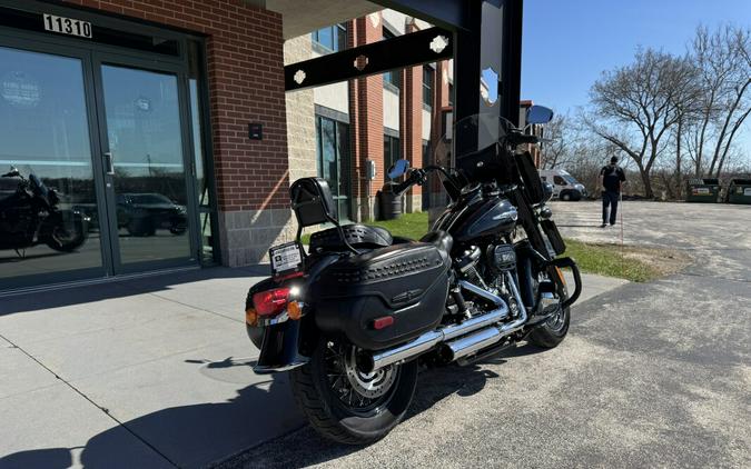 2020 Harley-Davidson Heritage Classic 114 Vivid Black