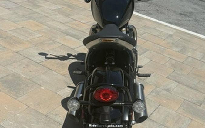 2026 Triumph Bonneville Bobber Jet Black