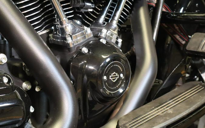 2024 Harley-Davidson Road King FLHXS