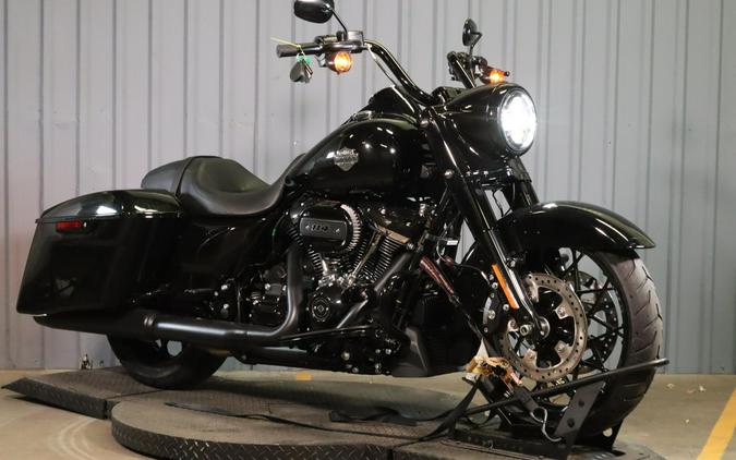 2024 Harley-Davidson Road King FLHXS
