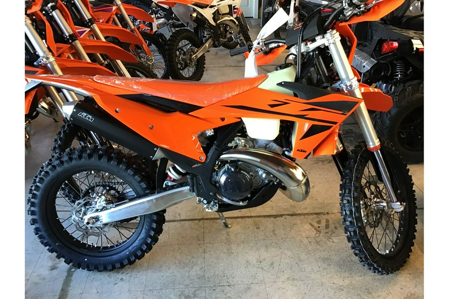 2025 KTM XC 250 W