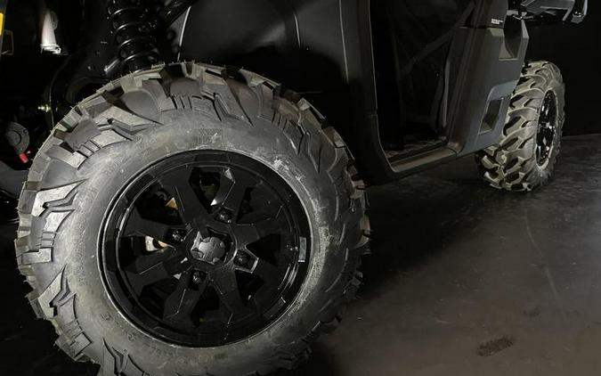 2025 Can-Am® Defender XT HD10