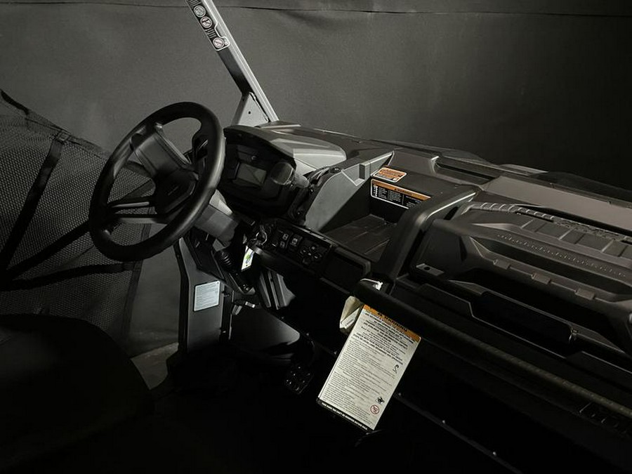 2025 Can-Am® Defender XT HD10