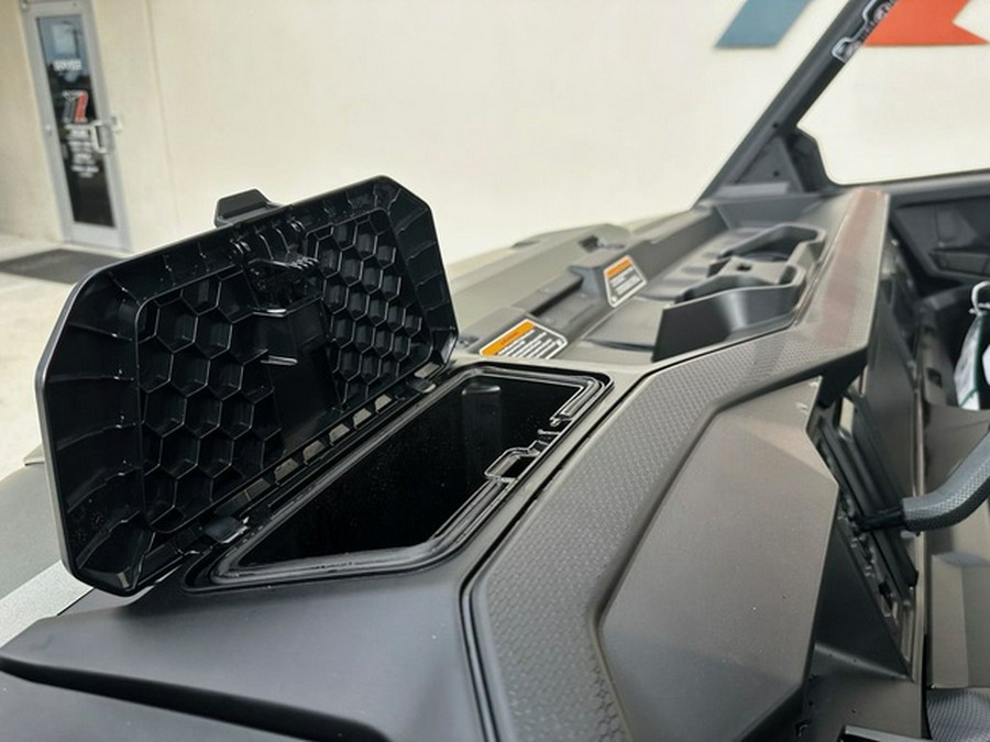 2026 Can-Am Defender X Mr HD11 With Half-Doors