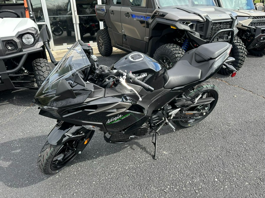 2024 Kawasaki Ninja 500