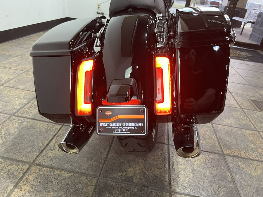 FLHX 2024 Street Glide®