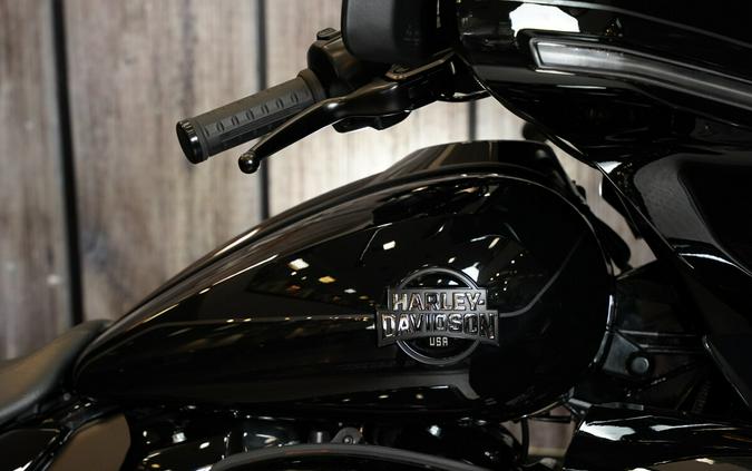 New 2025 Harley-Davidson Street Glide Ultra Motorcycle For Sale In Raleigh, North Carolina