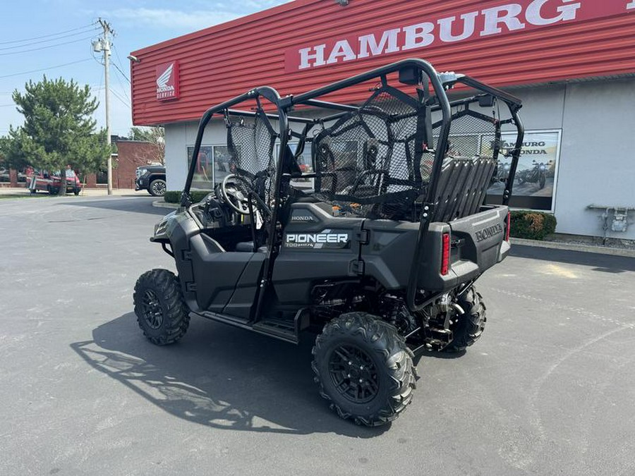 2026 Honda® SXS700M4DT