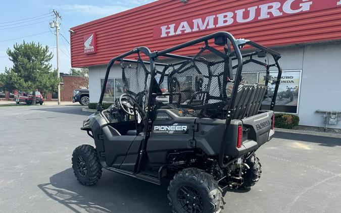 2026 Honda® SXS700M4DT