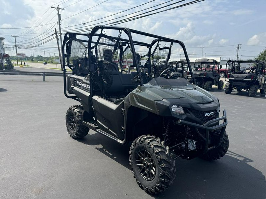 2026 Honda® SXS700M4DT