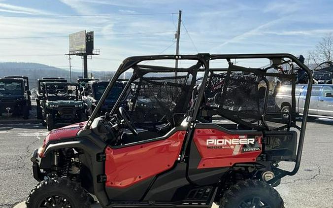 2025 Honda® Pioneer 1000-5 Deluxe