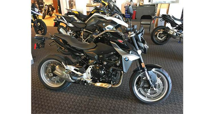 2021 BMW F900R