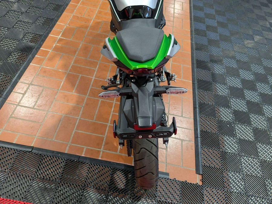 2024 Kawasaki Z e-1 ABS