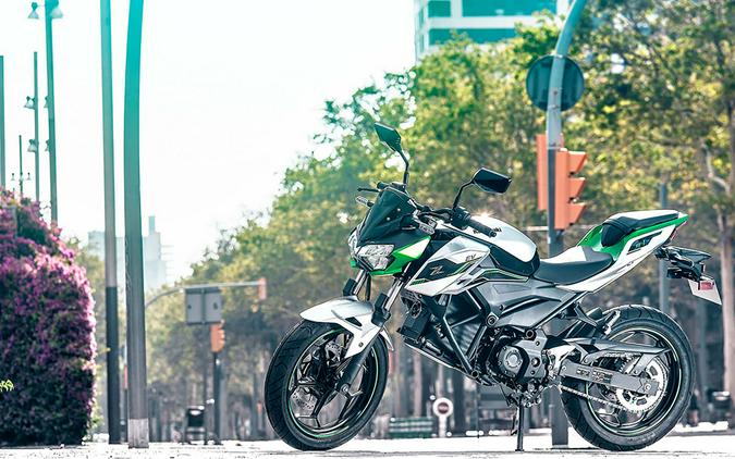 2024 Kawasaki Z e-1 ABS