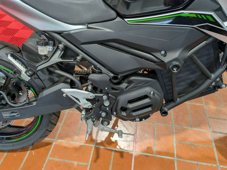 2024 Kawasaki Z e-1 ABS