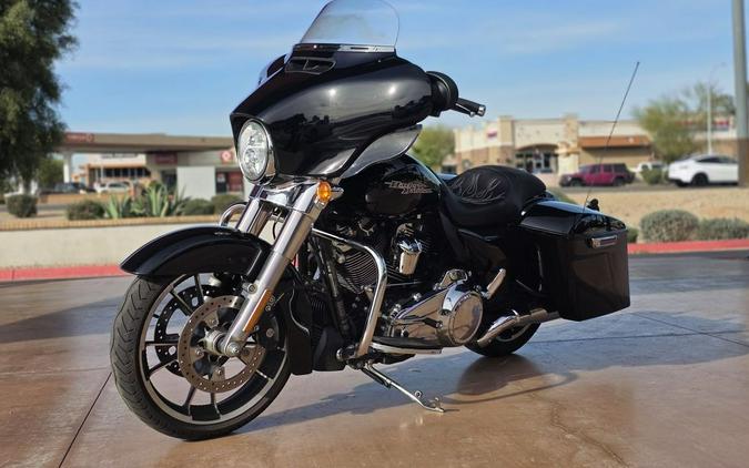 2020 Harley-Davidson® FLHX - Street Glide®