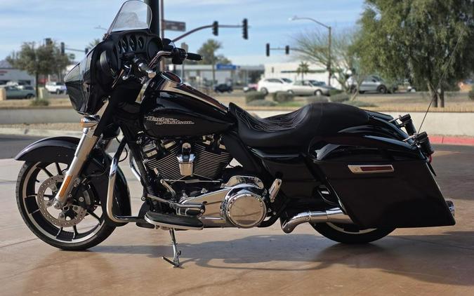 2020 Harley-Davidson® FLHX - Street Glide®